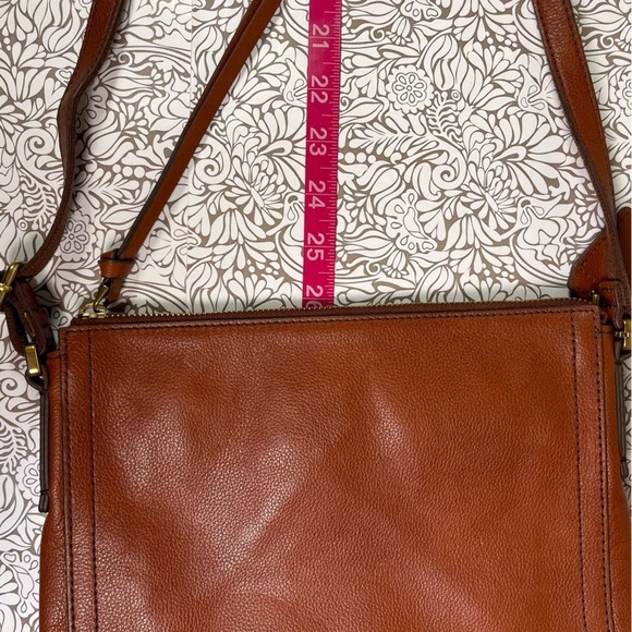 Fossil leather medium crossbody bag - Picture 13 of 13